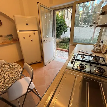Apartment Mondello21 - Holidayhome Palermo